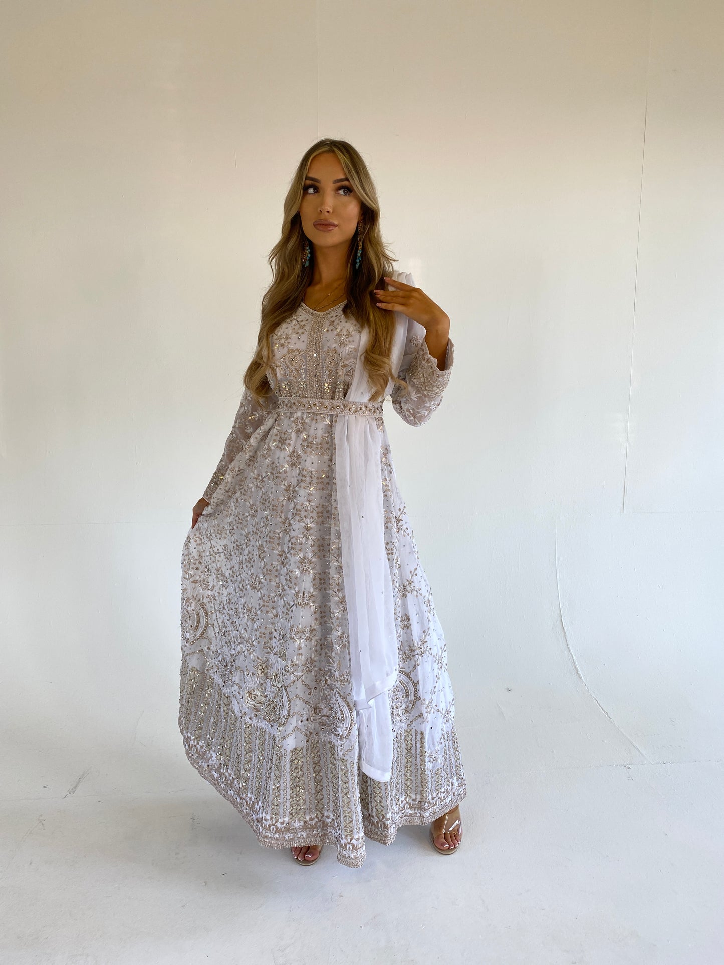 EIRA-KAYENAT PRET white style