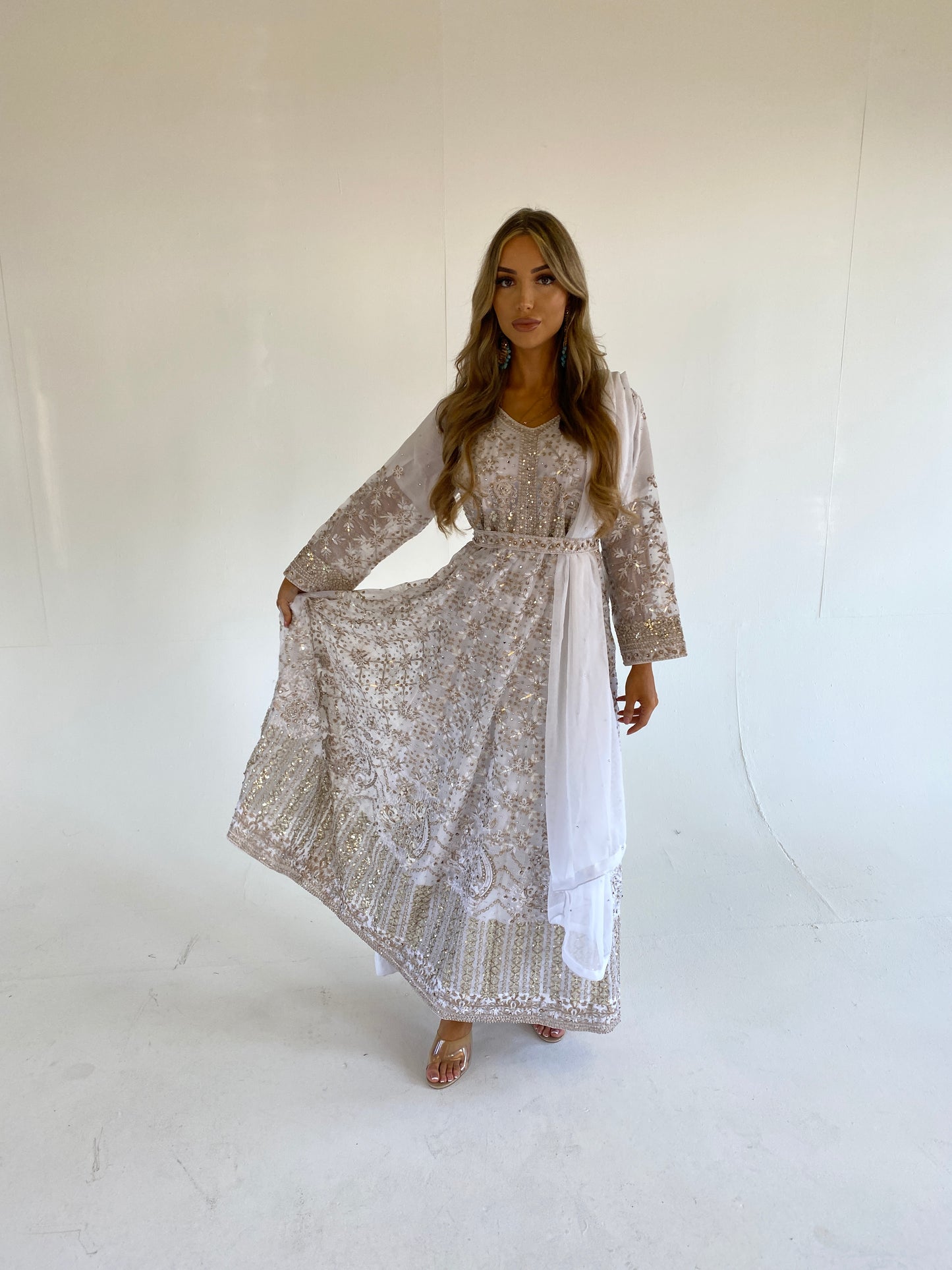 EIRA-KAYENAT PRET white style