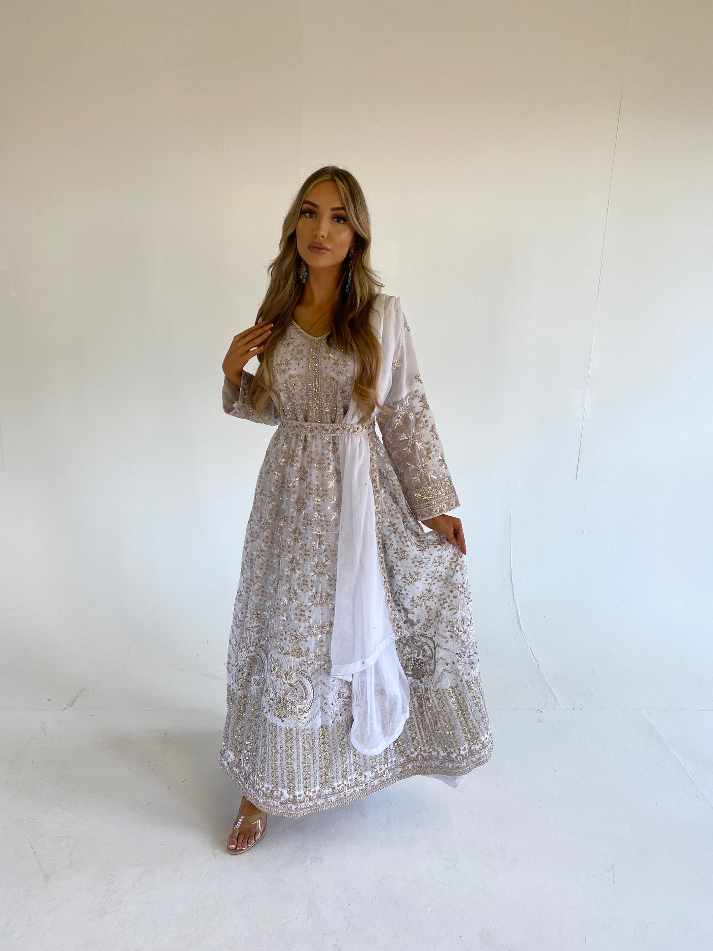 EIRA-KAYENAT PRET white style