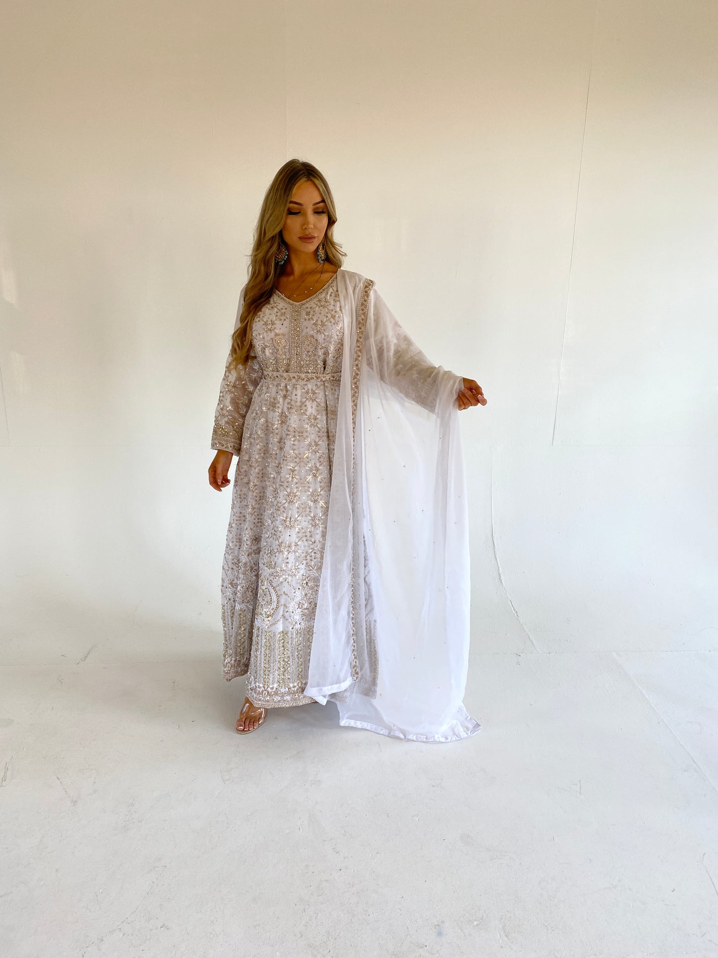 EIRA-KAYENAT PRET white style