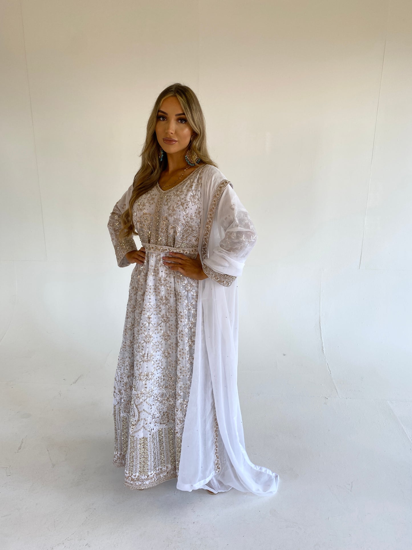 EIRA-KAYENAT PRET white style