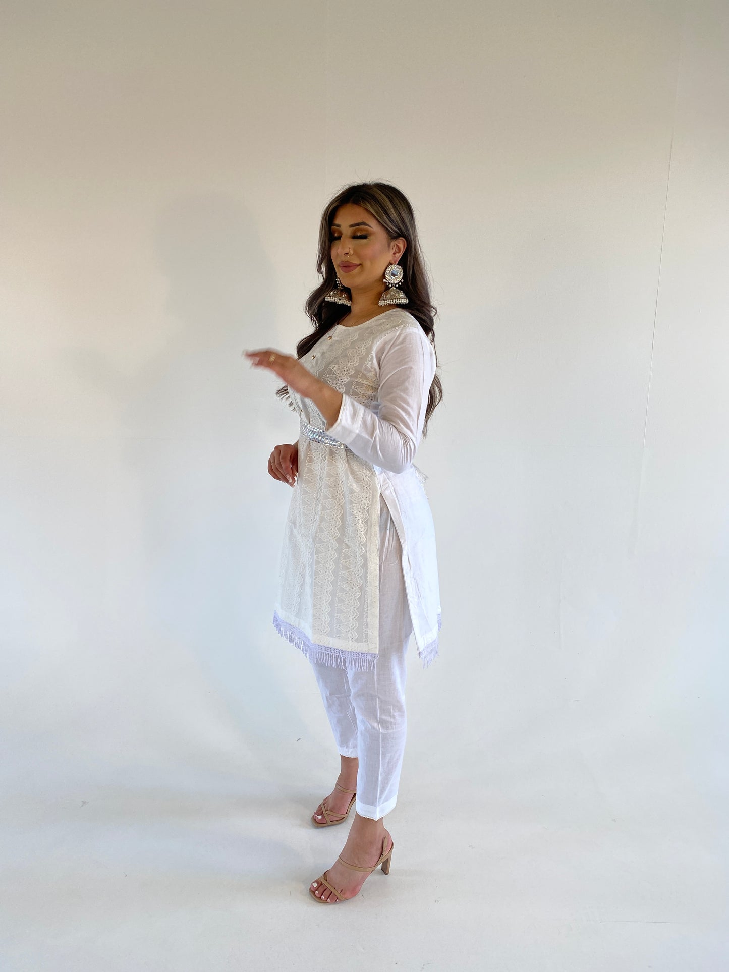 SIENA WHITE LAWN two piece style