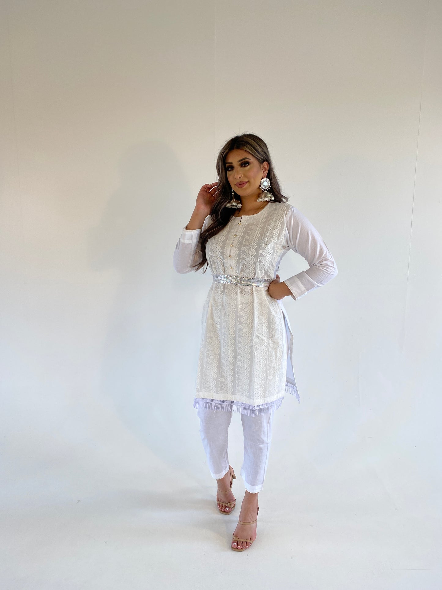 SIENA WHITE LAWN two piece style