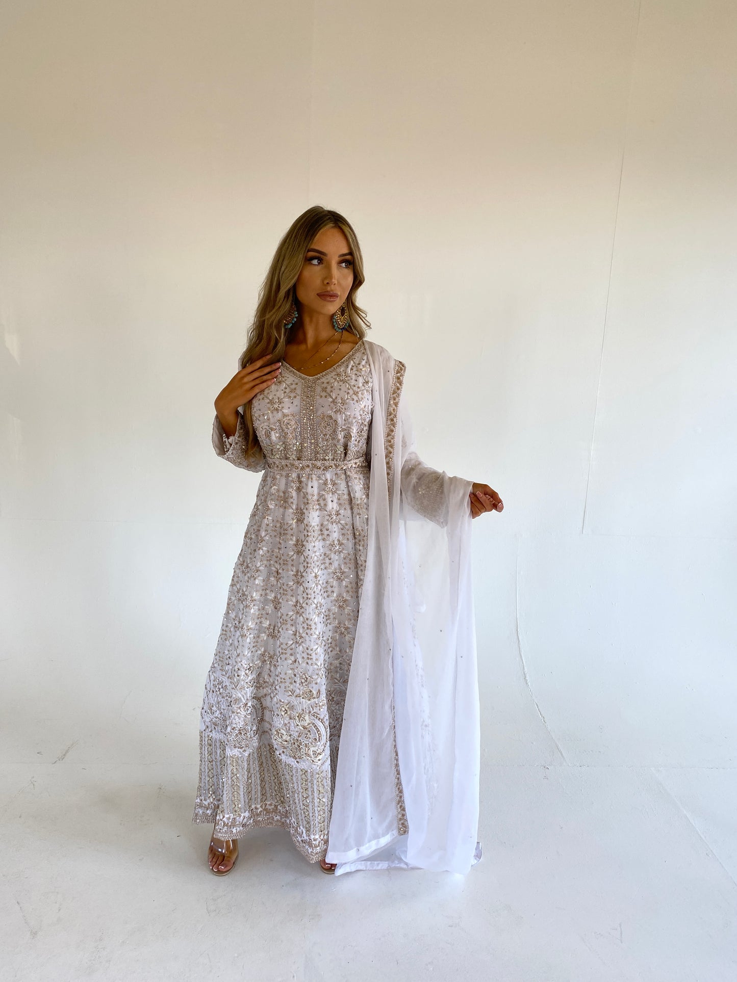 EIRA-KAYENAT PRET white style