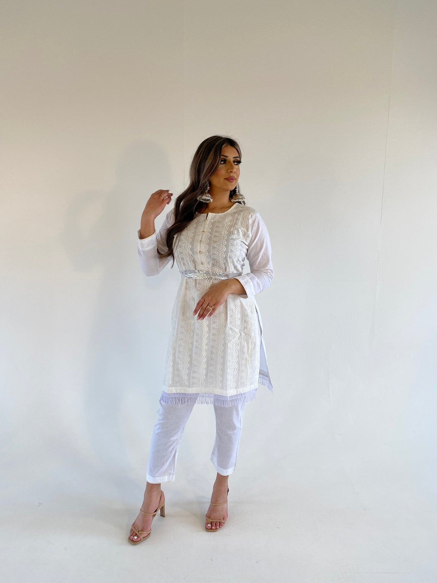 SIENA WHITE LAWN two piece style