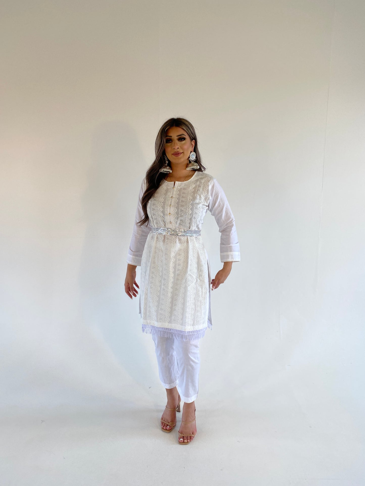 SIENA WHITE LAWN two piece style