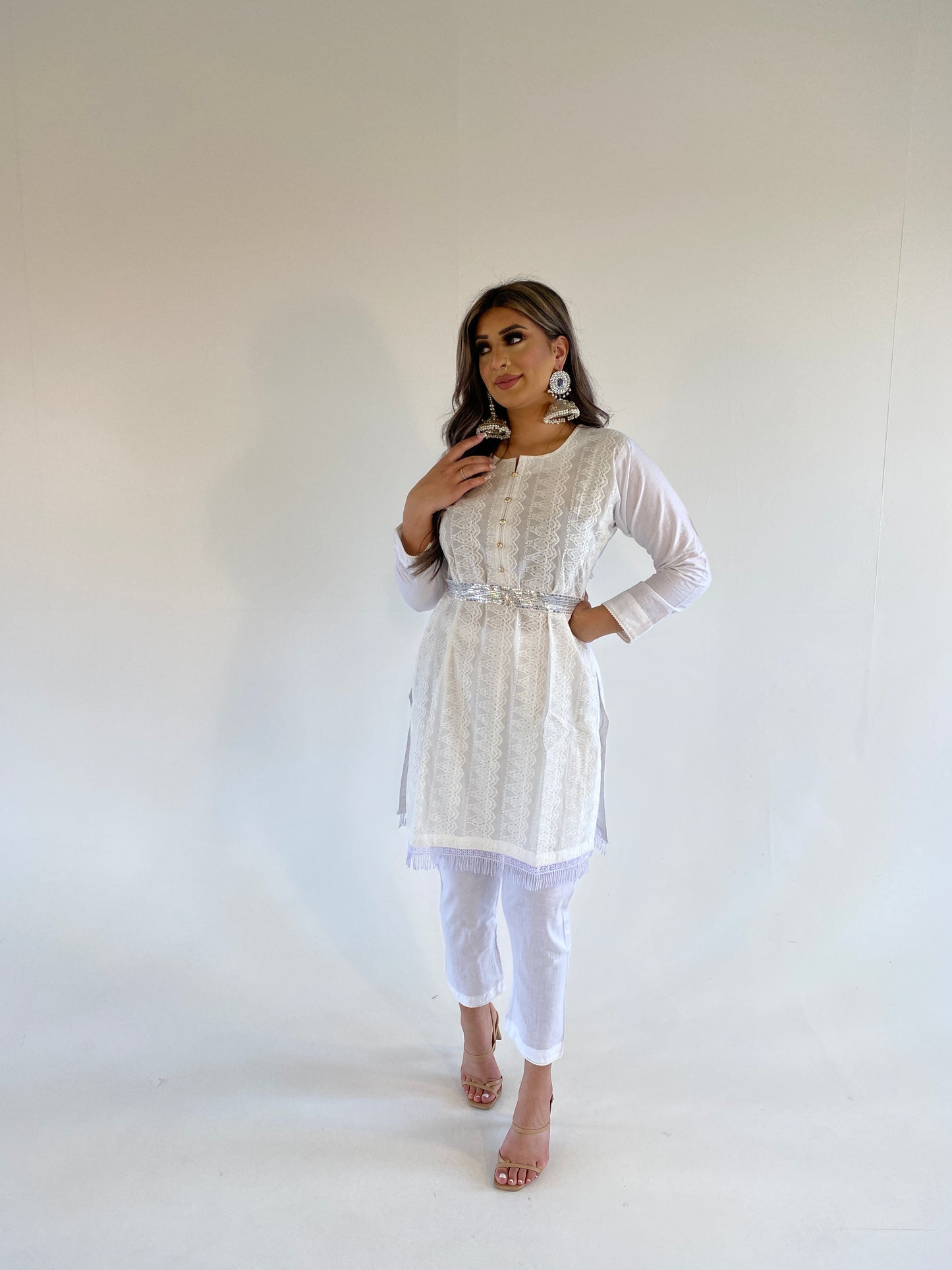 SIENA WHITE LAWN two piece style