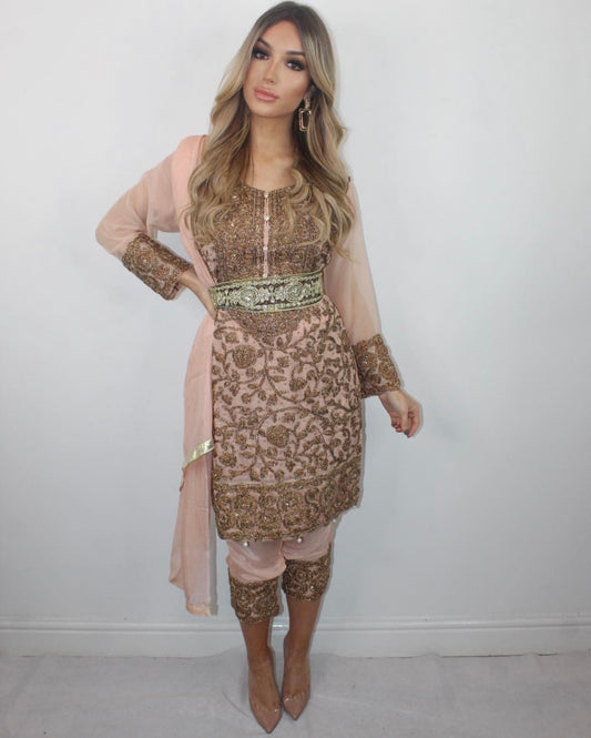 ARIA peach nude and gold style